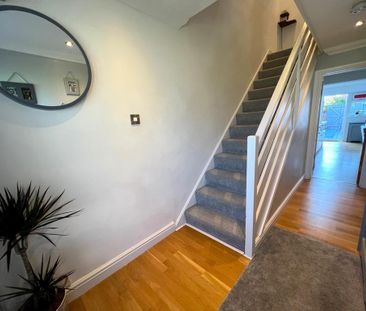 3 bedroom terraced house to rent - Photo 4