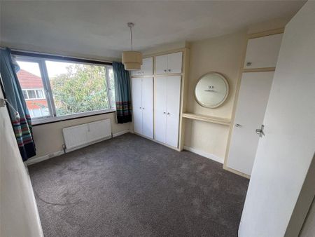2 bedroom semi-detached house to rent - Photo 5