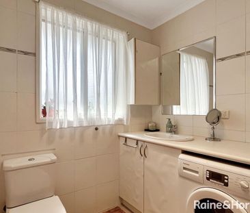 Cosy 2 Bedroom Villa In Karabar - Photo 1