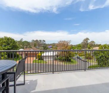 “Charming Family Home with Spacious Backyard” - Photo 2