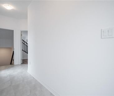 For Lease - 4552 Portage Road Unit# 72, Niagara Falls, Ontario - Photo 1