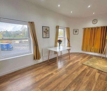 Wellington Road, Dewsbury, WF13 - Photo 1