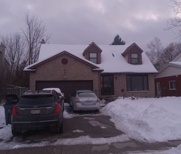 697 Edinburgh Rd S, Guelph - Photo 1