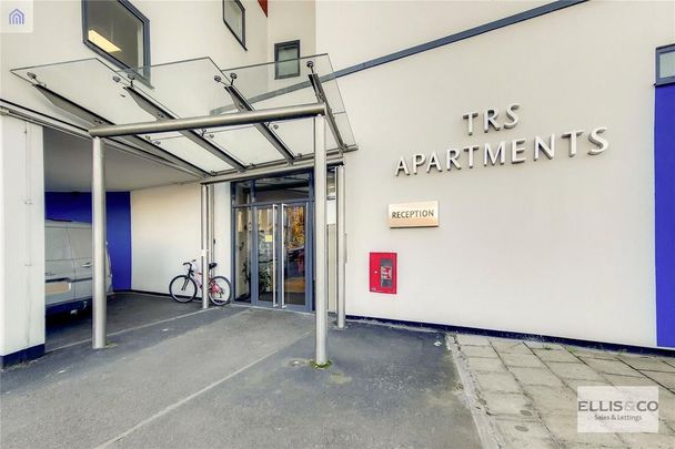 2 bedroom apartment to rent - Photo 1