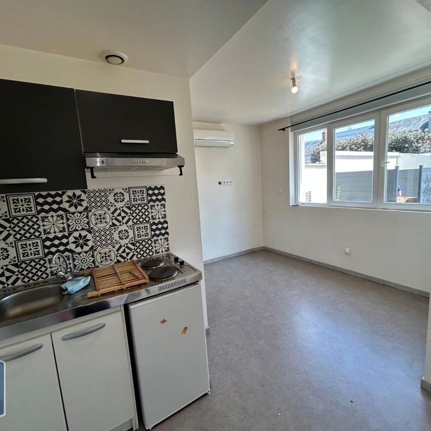 Location Appartement 1 pièce 14m² CHATEAUROUX 36000 - Photo 1