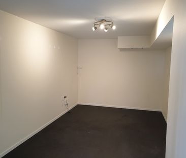 Beauty in Torbay - Photo 1