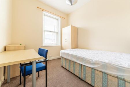 5 bedroom terraced house to rent - Photo 5