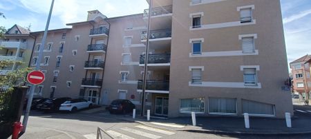 Location Appartement 1 pièce 23m² LA ROCHE SUR FORON 74800 - Photo 5