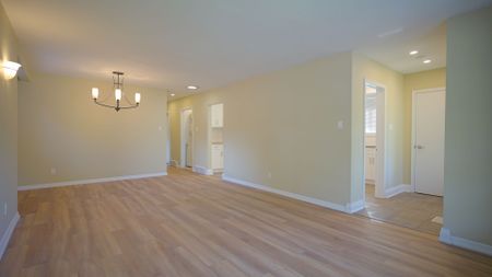 For Lease - 17 Ravenview Drive Unit# Main, Toronto, Ontario - Photo 2