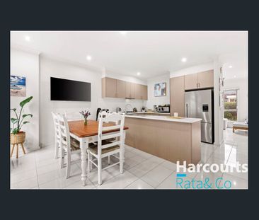 Modern Living in Lalor - Photo 5