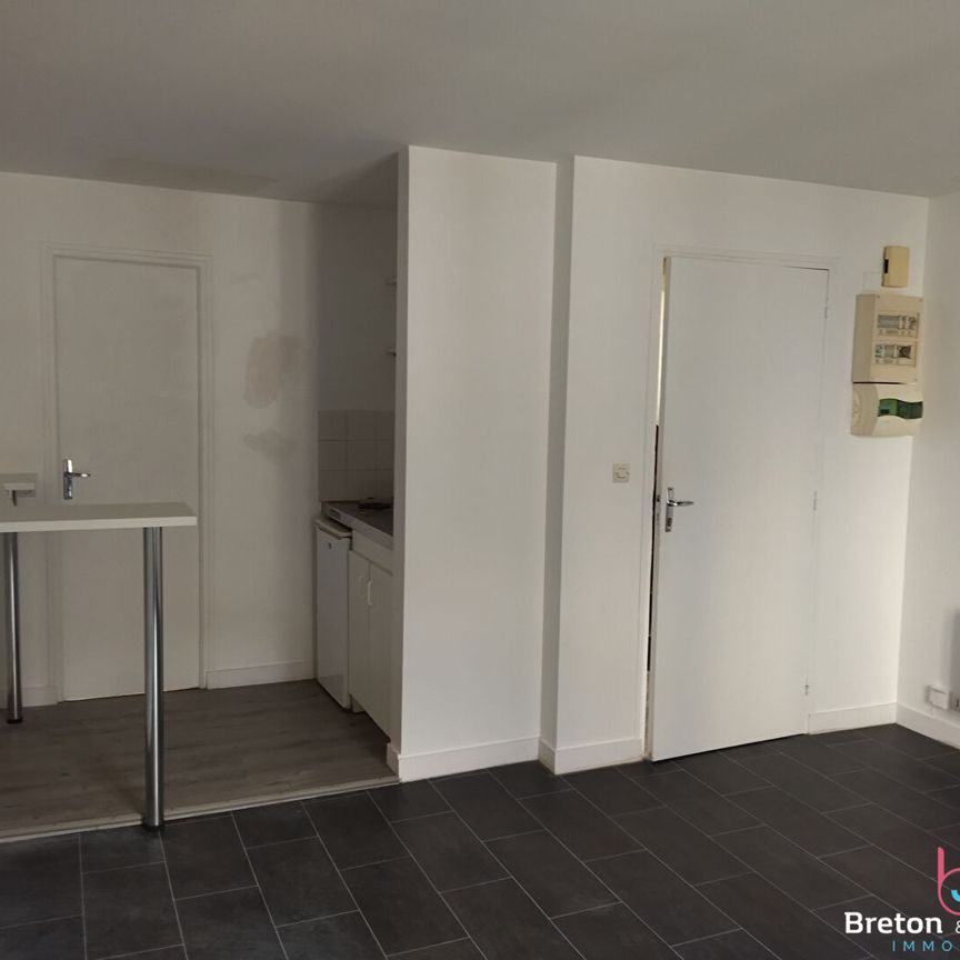 Location Appartement 1 pièce 23m² - Photo 1