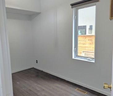 For Lease - 1046 Meredith Avenue, Mississauga, Ontario - Photo 5