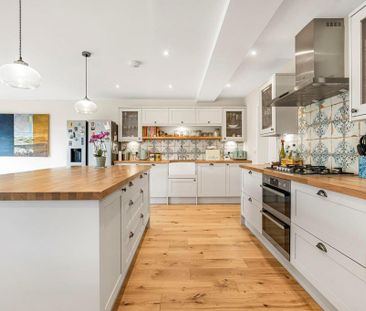 4 bedroom semi-detached house to rent - Photo 6