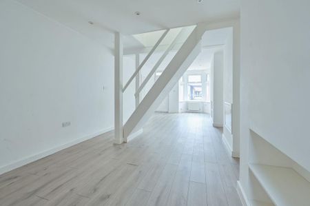 2 bedroom terraced house to rent - Photo 3