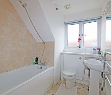 Wey House, West Byfleet, KT14 - Photo 6