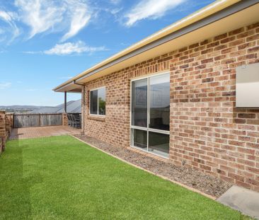 8 Ashton Calvert Street, Casey ACT 2913 - House For Rent | Domain - Photo 6