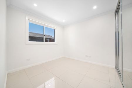 Stylish 2 Bedroom Granny Flat - Photo 3