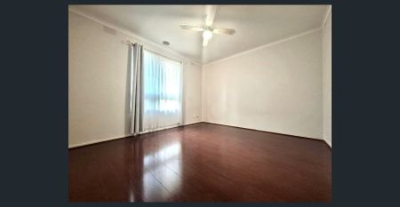 Charming 2-Bedroom Unit in Box Hill High Zone – Prime Location! - Photo 2