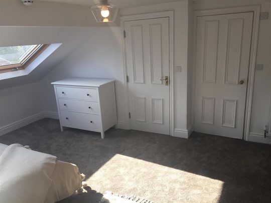 1 bedroom in a house share to rent - Photo 1