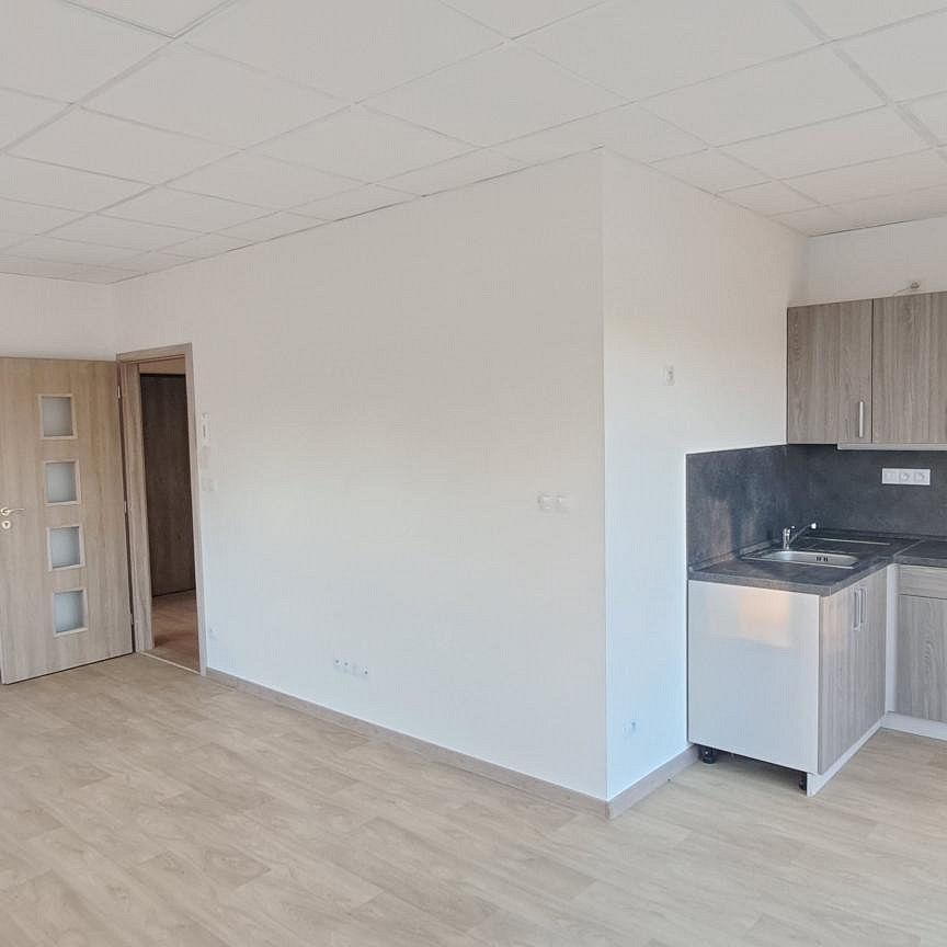 Pronájem bytu 2+kk 56 m² - Photo 1