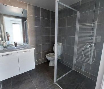 Location Appartement 2 pièces 39m² SOTTEVILLE LES ROUEN 76300 - Photo 1