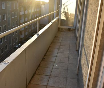 Gemeubileerd 3-slaapkamerapp met zeezicht en zonnig balkon - Photo 4