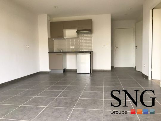 T2 AVEC JARDIN ET PARKING - Photo 1