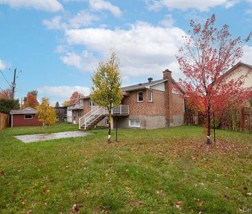 Maison de plain-pied - 2778 Rue Bourgogne - Photo 1