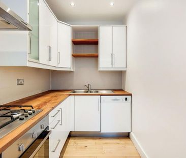 1 bedroom flat to rent - Photo 6