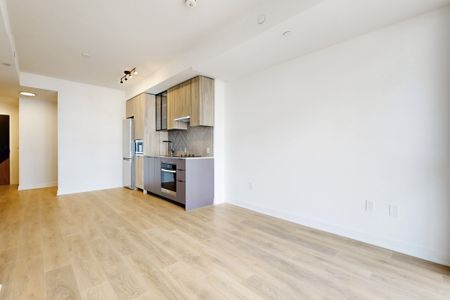For Lease - 1037 The Queensway Avenue Unit# 420, Toronto, Ontario - Photo 2