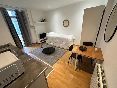 Magnifique studio de 20m2 - 98 Avenue Jean Mermoz, 64000Pau - Photo 3