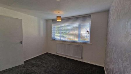 Wingfield Place, Winsford, CW7 - Photo 3