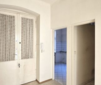 UNBEFRISTETE SINGLE-ALTBAUWOHNUNG BEIM ERLACHPLATZ - Photo 1