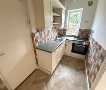 Braden Road, Penn, Wolverhampton - Photo 6