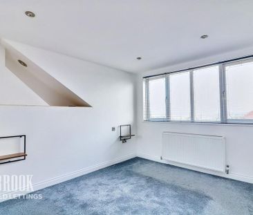 3 bedroom terraced house to rent - Photo 2