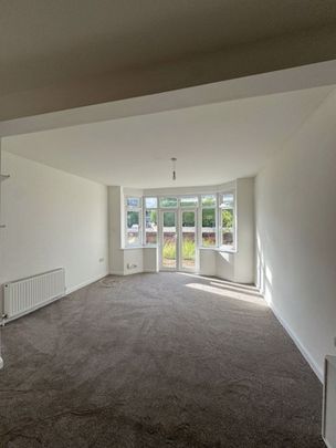 Highland Road, Poole - Photo 1