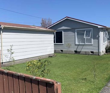 WESTPORT - 2 BEDROOMS - Photo 3