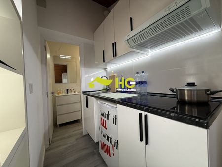 Alquiler Apartamento en Centro - Cortes, Madrid - Photo 3