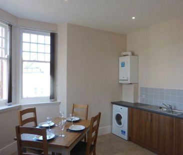 2 bedroom apartment to rent - Photo 3