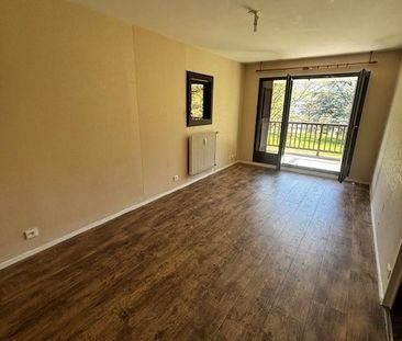 Location Appartement 2 pièces 45m² LA MOTTE SERVOLEX 73290 - Photo 5