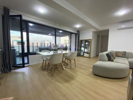 Beautifully Designed Three-Bedroom Apartment, Iancu Nicolae - Photo 5