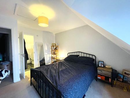 3 bedroom terraced house to rent - Photo 5