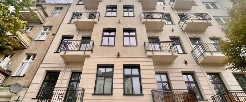 Altbaucharme trifft modernes Wohngefühl -Erstbezug nach Sanierung - Photo 1