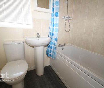 3 bedroom detached house to rent - Photo 5