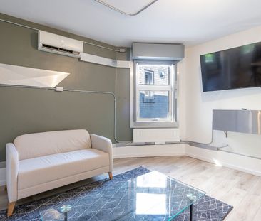 The New York | All-Inclusive Suites near the Byward Market - Photo 1