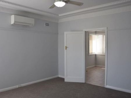 7 Kyneton Street, Belmont NSW 2280 - Photo 3