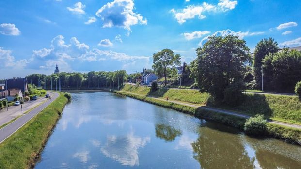 Appartement te huur - Foto 1