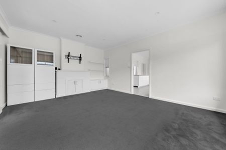 156 Stokes Street, Port Melbourne. - Photo 2