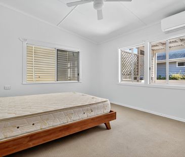 R1/58 Dorothea Street, Cannon Hill, Qld 4170 - Photo 2
