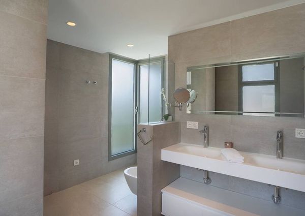 Luxury Villa for rent in Estepona, Spain